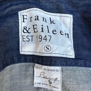 Frank and Eileen Barry denim shirt size small
